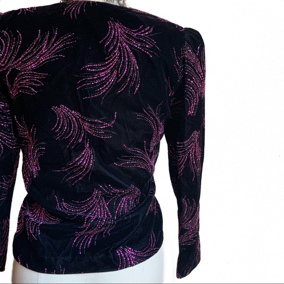 Beautiful Velvet VTG Jacket - Picture 4 of 6